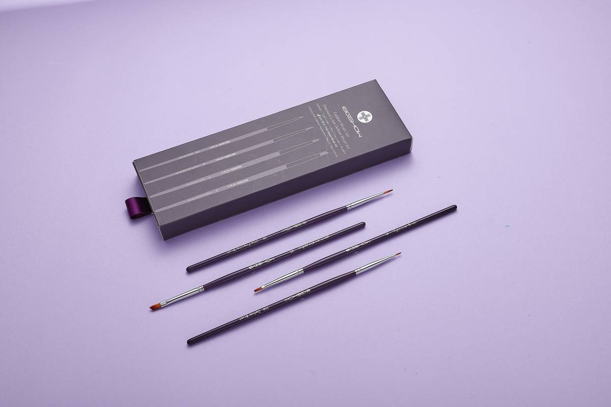 The Only Brow Shaping Tool You Actually Need for Salon-Perfect Brows at Home